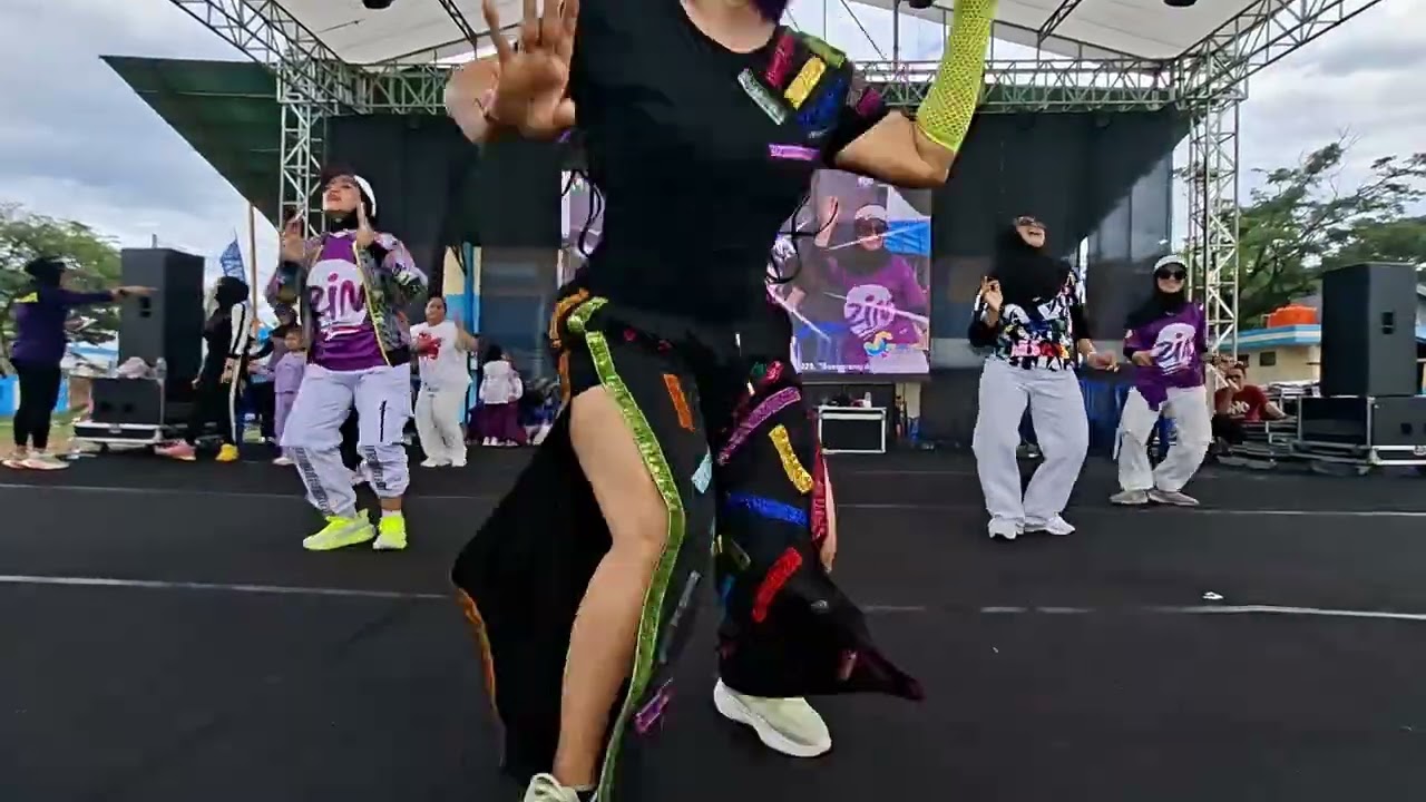 BollywooD|seeti maar|baweel community|majene|sulawesi barat