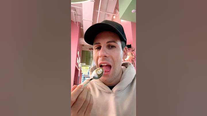 Luì mangia la faccia di Sofì 😂