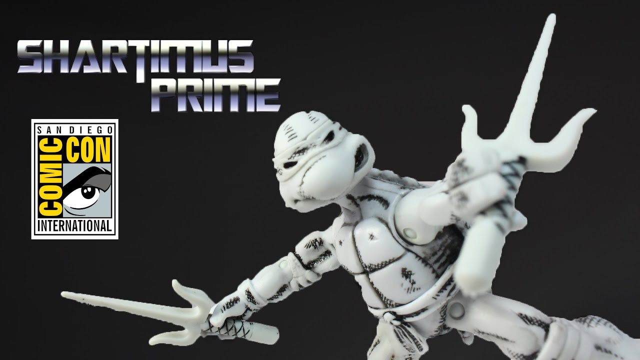 TMNT Raphael SDCC 2014 Exclusive Toy Original Mirage Comic Black and White Action Figure Review