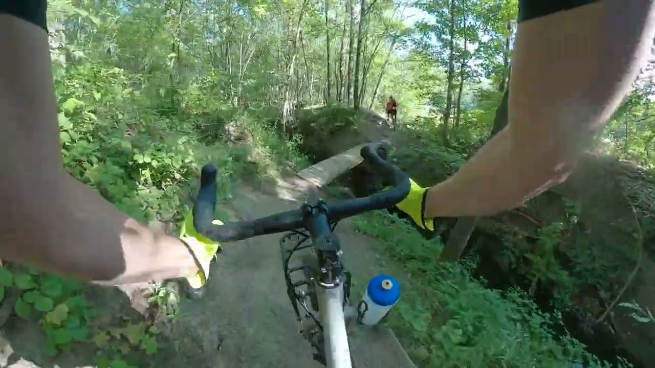 State All Road 4130 650b on Singletrack Trails