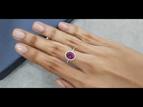 Ring with unheated purple sapphire 1.54 ct and diamonds in 18K white gold Video  № 3