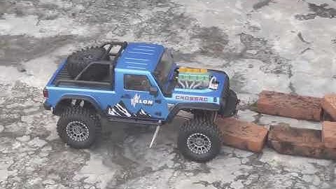 Running a 4 Cylinder 4 Stroke RC CRAWLER, modified by Cison engine & gearbox | Stirlingkit