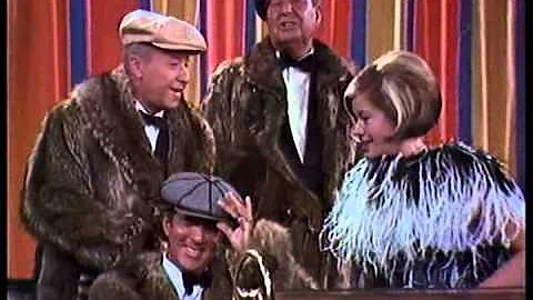 Dean Martin, Vikki Carr, George Gobel & Phil Harri...
