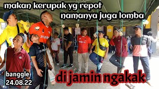 LOMBA MAKAN KERUPUK KAKI DI ANGKAT...ala bapak bapak ..