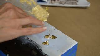 Gold Leaf in Encaustic Painting | Clip