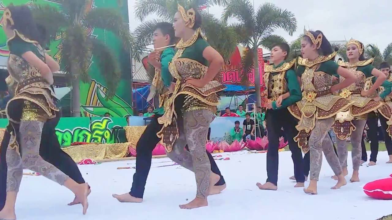 หลีดสีเขียว เบญจมราชูทิศ ราชบุรี ปี 2558