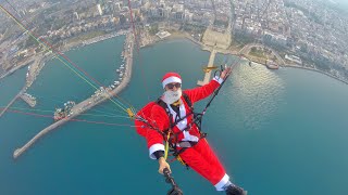 Noel Baba Kostümü İle Uçtum Çocuklara Hediye Dağıttım Flying Santa Claus