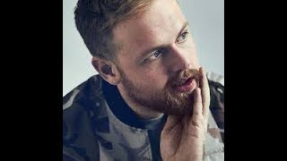 TOM WALKER LEAVE A LIGHT ON  -  TESTO E TRADUZIONE