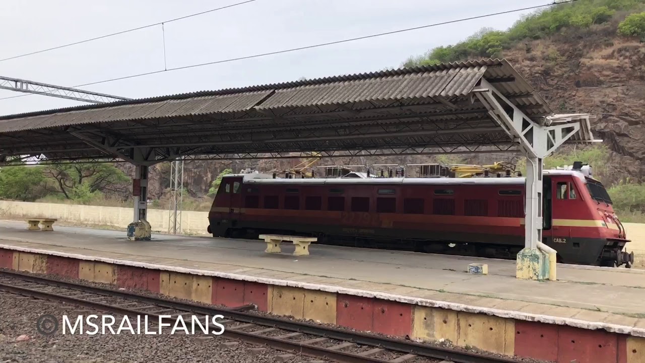 LIGHT LOCO AJJ WAP-4 22792 : INDIAN RAILWAYS