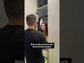 Casou? Parabéns, você ganhou uma sombra particular 24h 😂Quem se identificou levanta a mão 🙋‍♀️