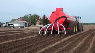 Slurry Tanker Injecting Manure With Case Ih Tractor
