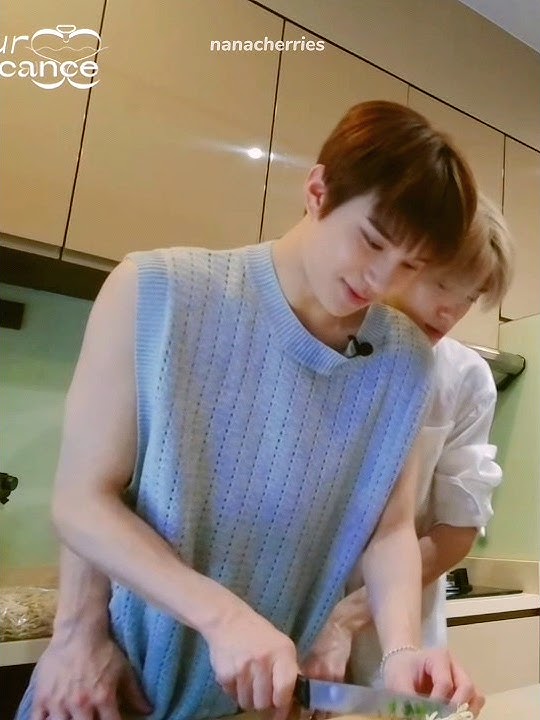 WHAT IS THIS?!?! get a room please 😭 #jaehyun #jungwoo #nct #jaewoo