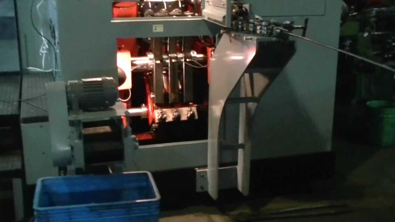 3 DIE 6 BLOW New knock out system(Trimming and Semi-tubular devices).MTS - YouTube
