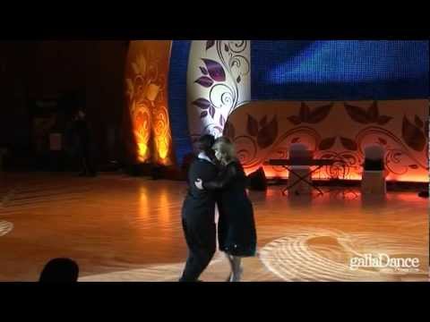 Dmitry Muksinov+Dana Akinina_Tango Night2012