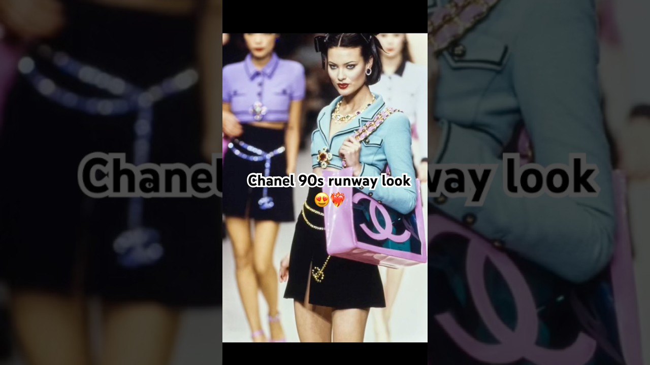 The Chanel 90s Runway Look I’d Die For 💅✨