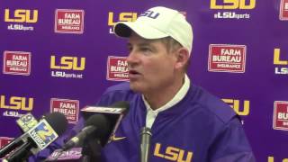 Les Miles: 'Can't start a play in less than 2 seconds'
