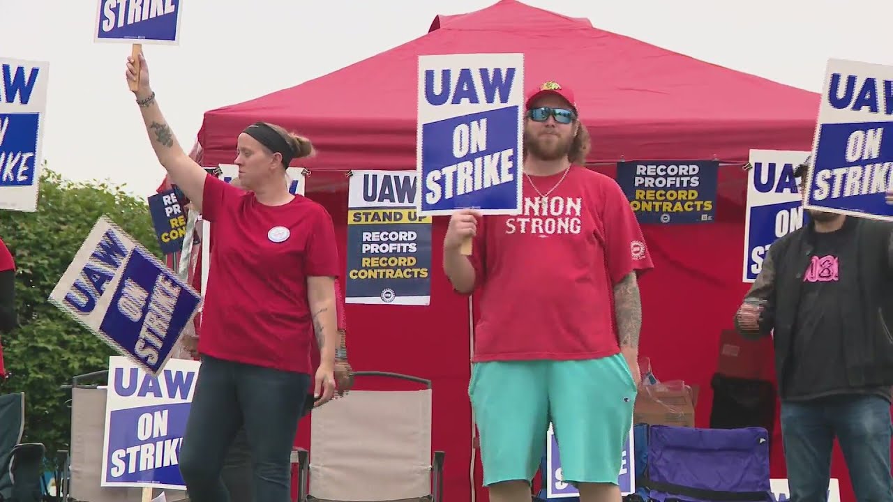 UAW strike expands to GM, Stellantis plants in suburbs