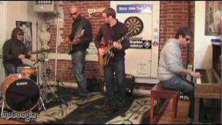 THE NEW MASTERSOUNDS &quot;San Frantico&quot; - stripped down session @ the MoBoogie Loft