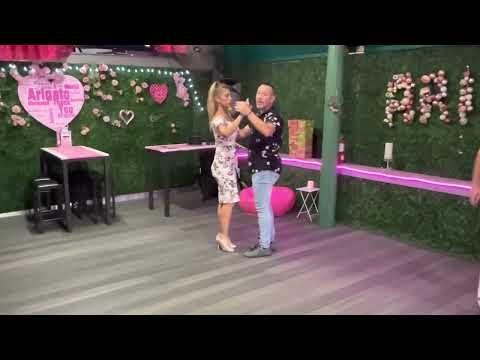Colgadas and hook! Tango lesson