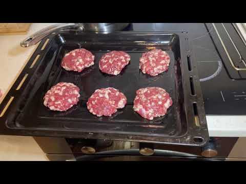 Видео: Гэртээ чизбургер хэрхэн хийх вэ
