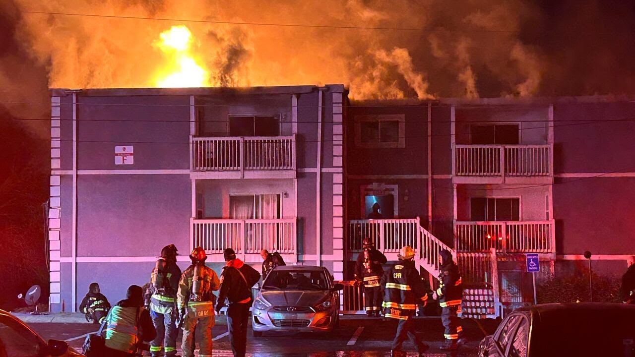 Tenants, pets displaced after large blaze breaks out at College Park ...