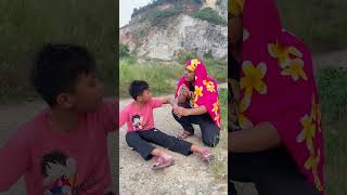 Bocil Berak Sambil Dibor -