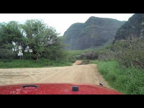 Vidéo: Polihale State Park: Camping Aussi Loin Que Possible à Hawaii - Réseau Matador