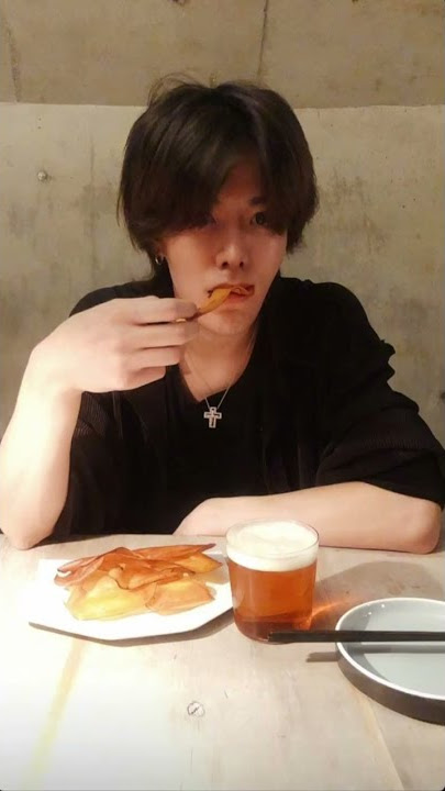 YUTA NAKAMOTO BOYFRIEND MATERIAL