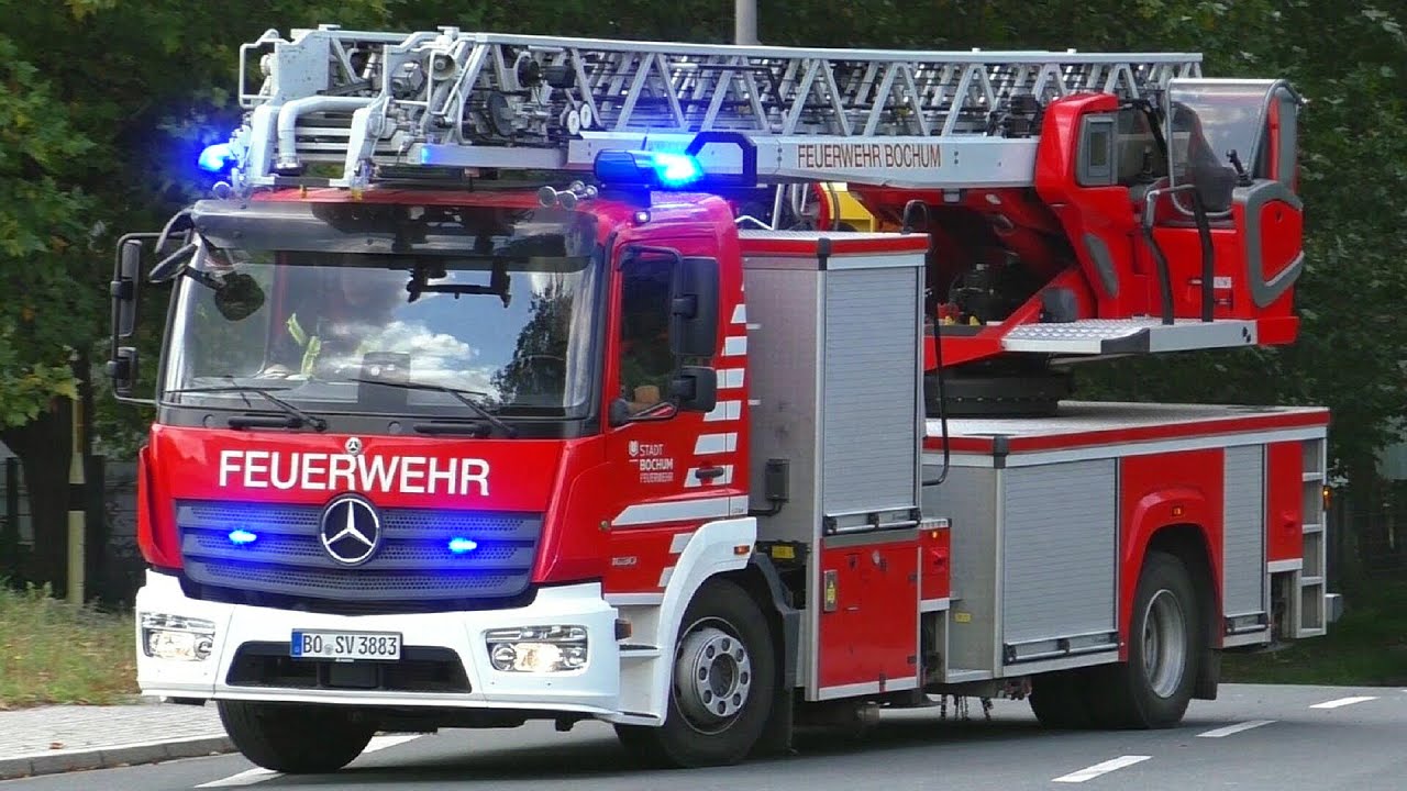 [DREHLEITER OHNE KORB!] GROẞBRAND, RÜSTZUG & FF | FEUERWACHE 3 BOCHUM - Einsatzfahrten
