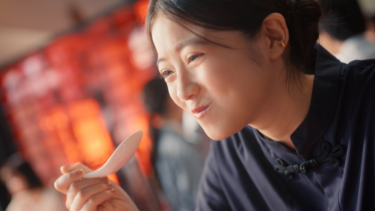ニチレイ 新CM『本格炒め炒飯®』「本格パラ凄っ。」篇 15秒ver - YouTube