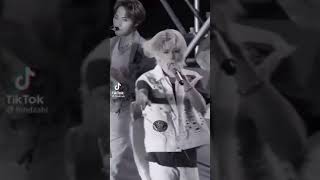 Download Lagu main dancer #doyoung #treasure MP3