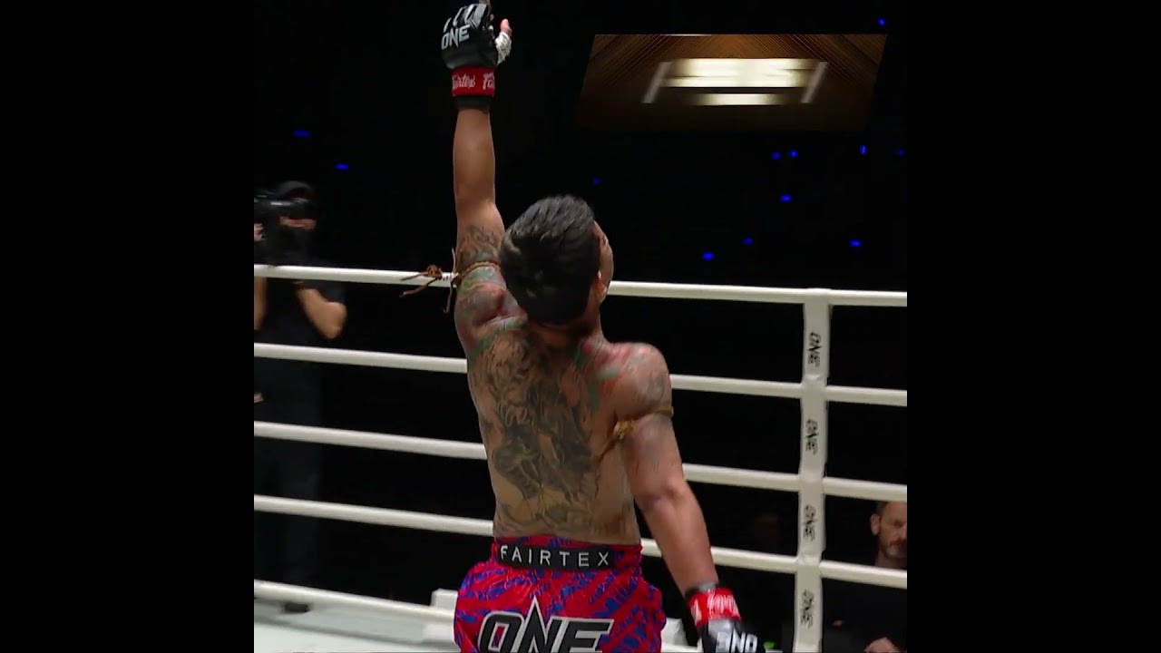 CRUSHING 💥 Gingsanglek KOs Dmitri Ramos in Round 2!
