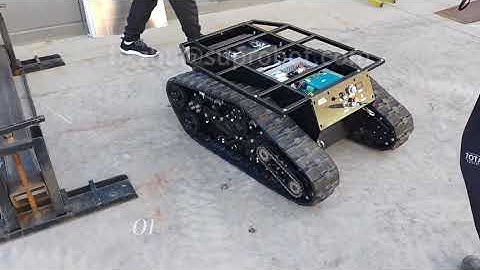 Obstacle crossing test video of Safari-880T EN