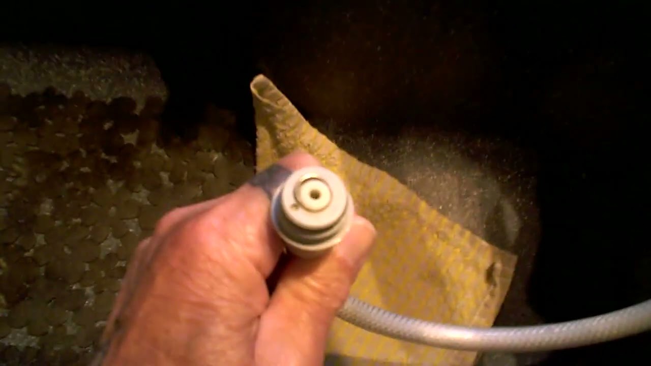 trying to fix a leaky spray nozzle... YouTube