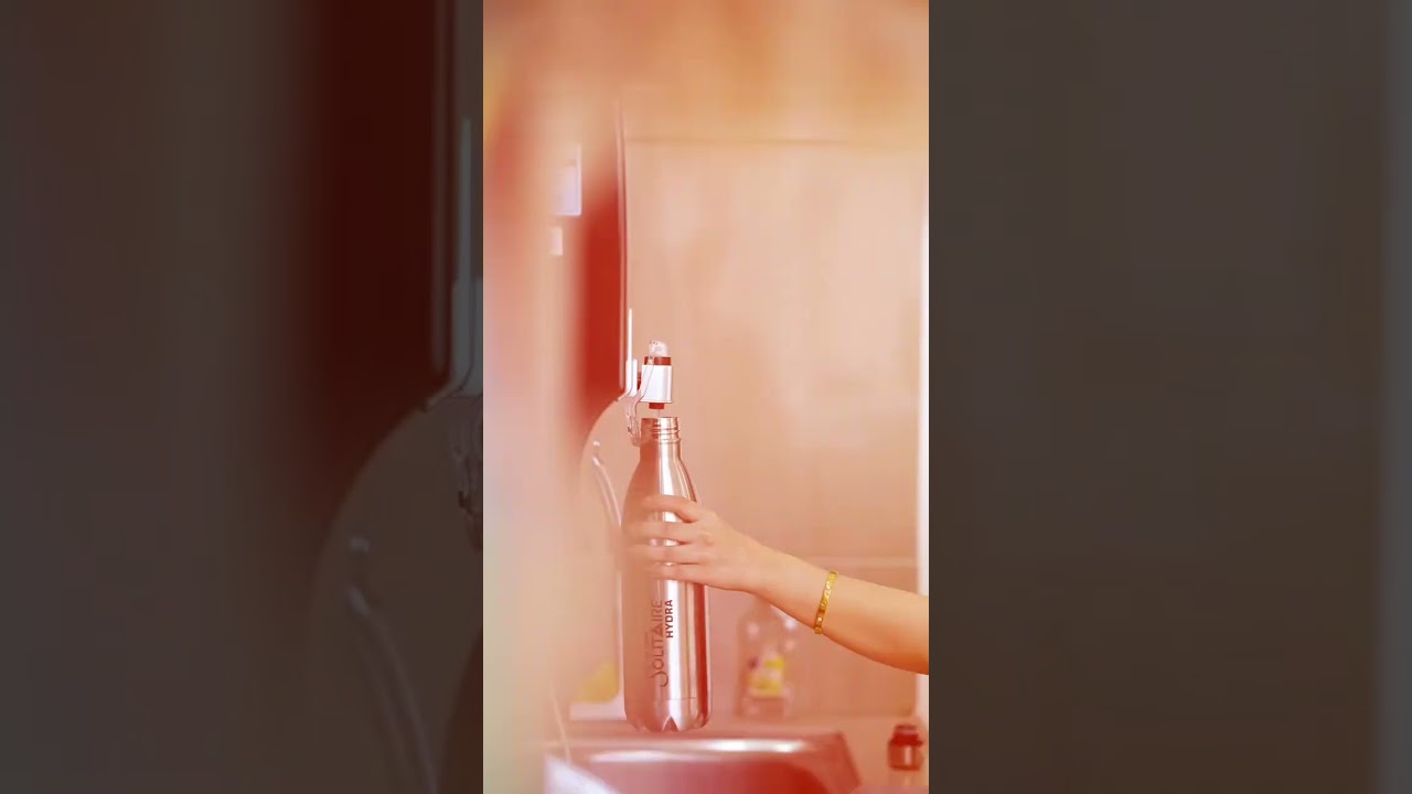 Stay stylish, stay refreshed!