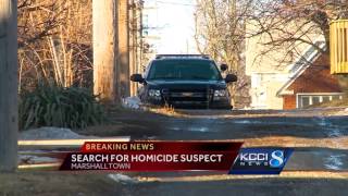 Police surround Marshalltown home in search of gunman