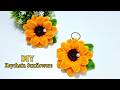 How to Make a Keychain Sunflower with Pipe Cleaners