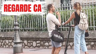Aborder Une Fille En Trottinette Dans La Rue