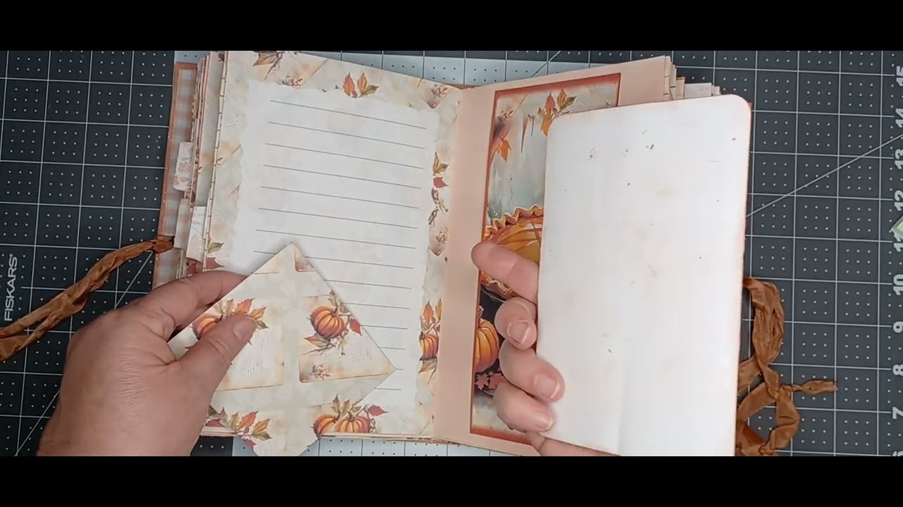 Junk Journal Flip Through: Pumpkin Spice Fantasy