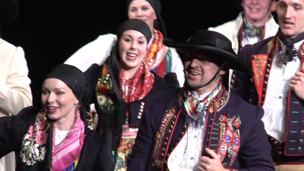 Mladina - ŠKOLA ČESKÉHO TANCE