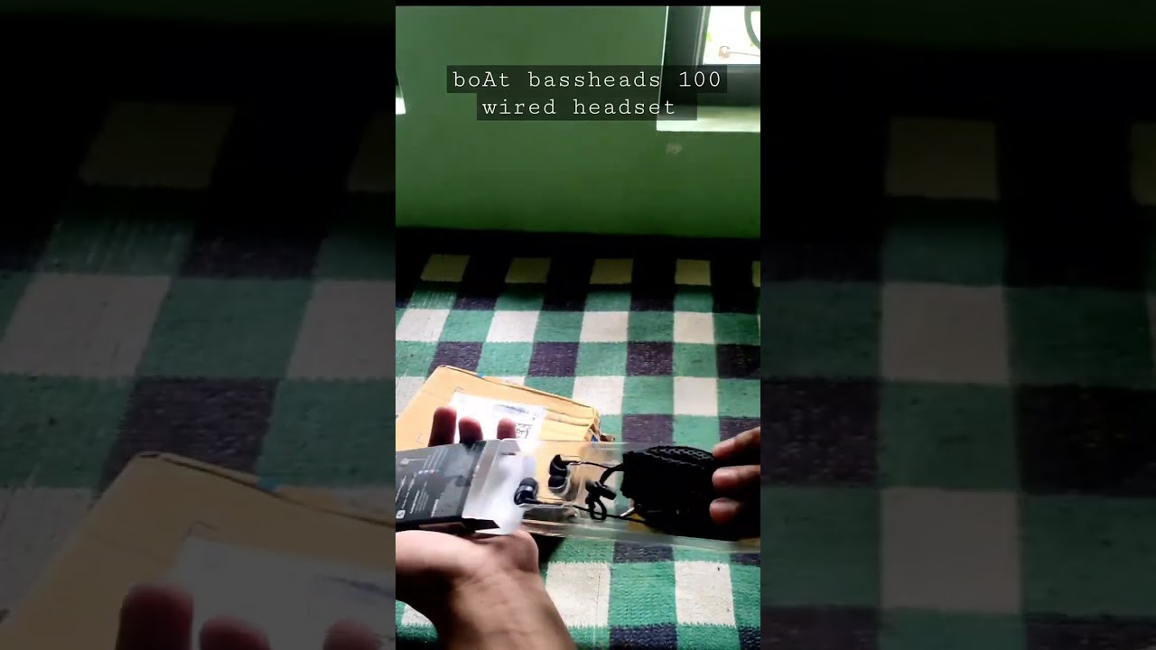 Unboxing boAt Bassheads 100 wired headset from 