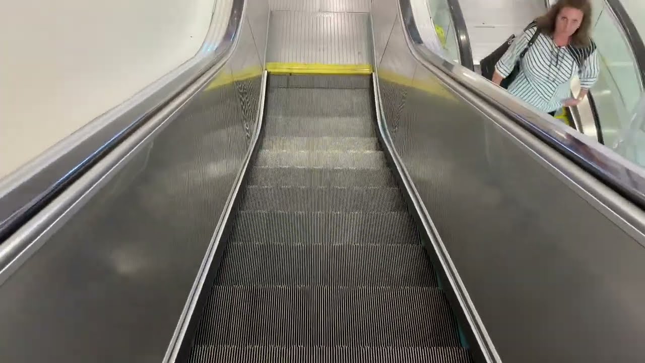 EPIC FAIL Montgomery Kone & Montgomery escalators & Miami elevators @ Macys Dadeland Mall Miami, FL