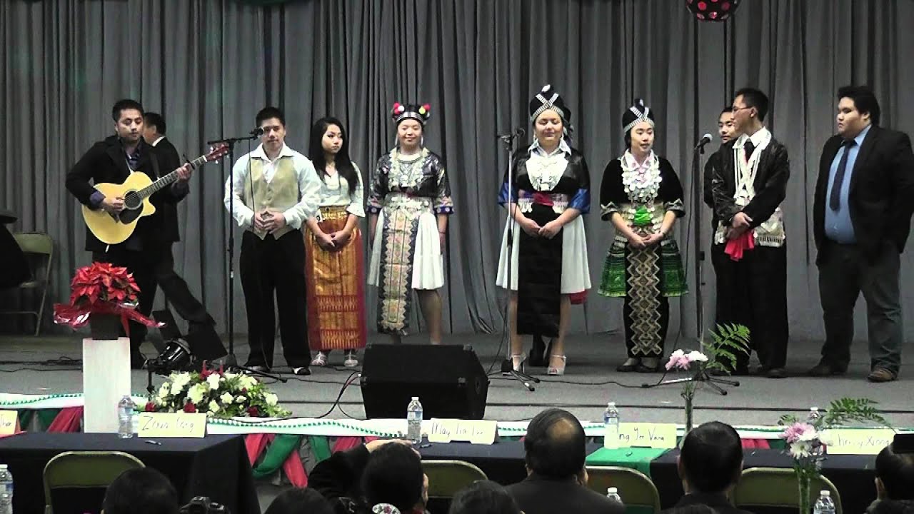 Hmong Merced New Year 20112012 ("Hmoob lub kua muag" by Hmong Tulsa