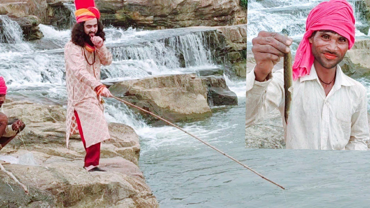 Machli ka Shikar - मछली के शिकार - fish hunting - Mukkha Fall India - Qutbe Chishtia Syed Zarif