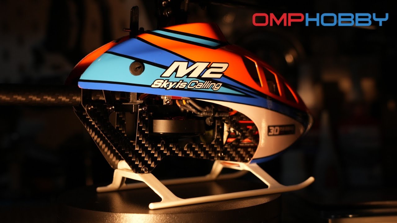 Micro radio-controlled helicopter: A high-end model that lets you