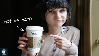 لماذا تقوم ستاربكس بكتابة إسمك بشكل خاطئ على أكواب القهوة؟