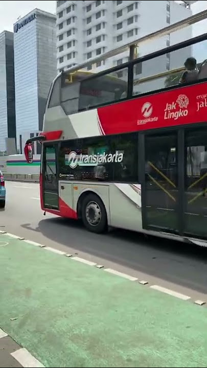 Bus Tingkat TransJakarta