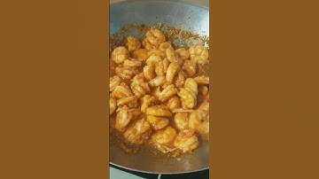 Tôm rim thơm phức, ăn với cơm nóng hết sẩy #vietnam #mientay #vietnamesefood