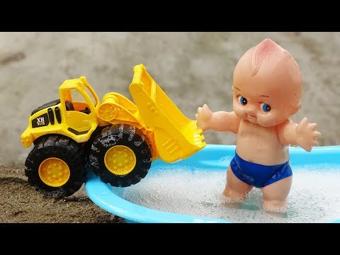 Truk, buldoser dengan sabun mandi bayi - B1180C mainan bayi Baby Fish