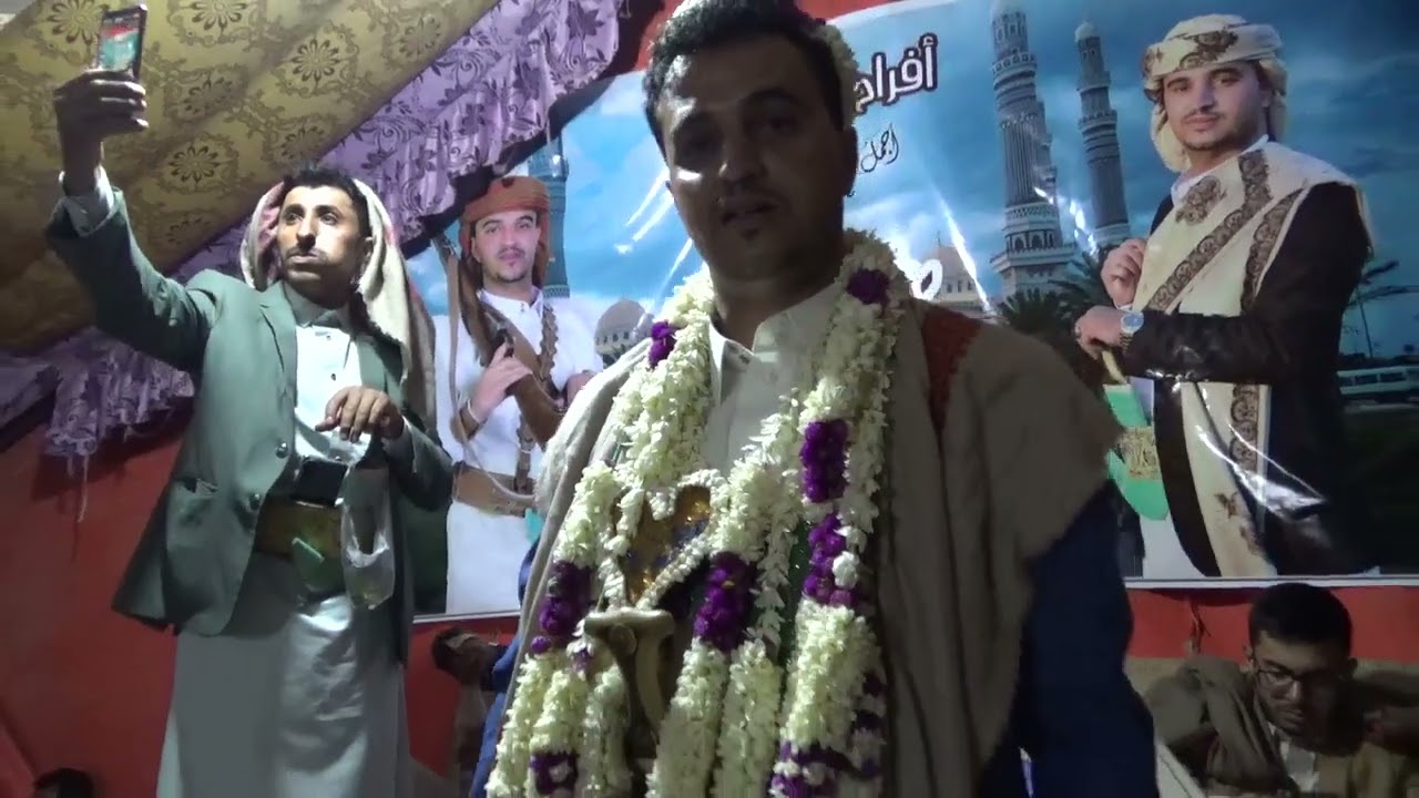 الاعراس اليمنيه بالريف  السمره من عرس عبدالسلام عامر المنتصر /الفنان #احمدمروان